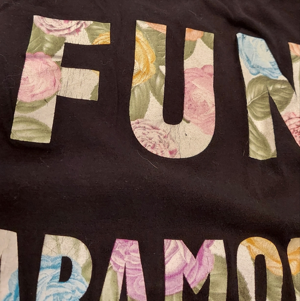 Paramore "Ain't It Fun" Black Graphic T-shirt Women's Size XS - Picture 2 of 5
